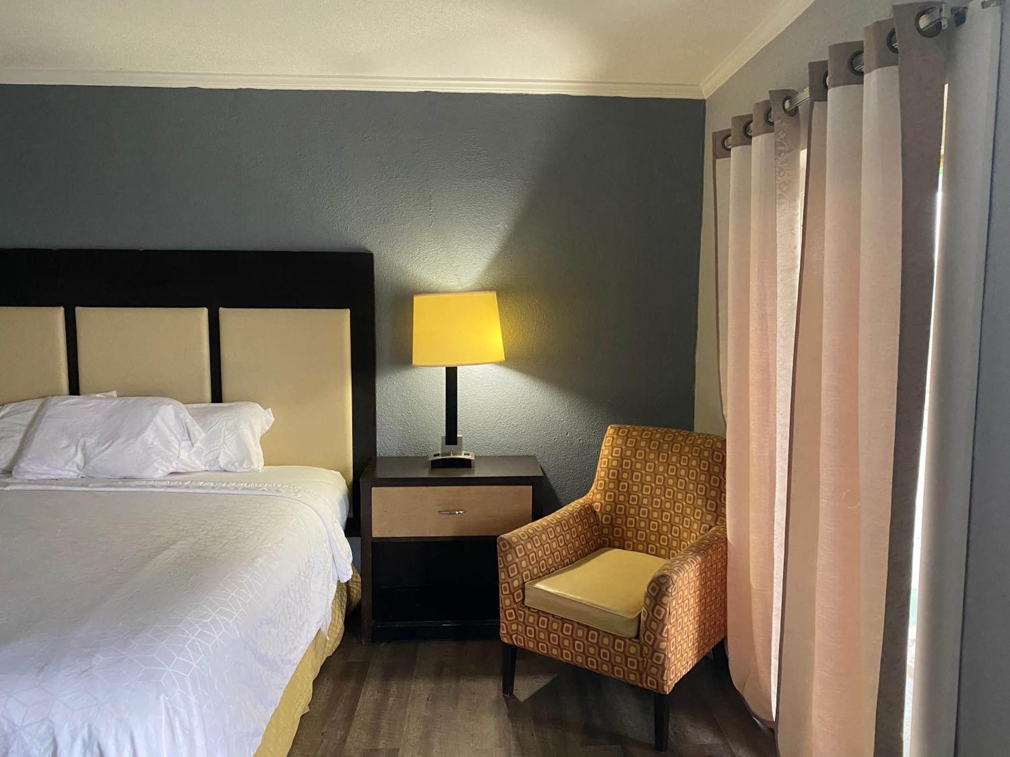 سانتي Lake Marion Inn المظهر الخارجي الصورة